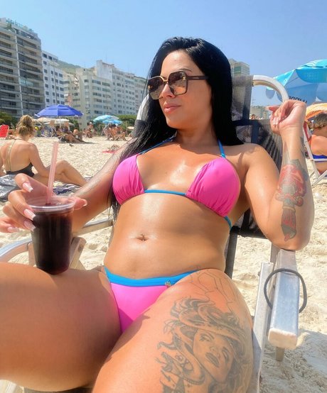 Hellen Portillo porno foto