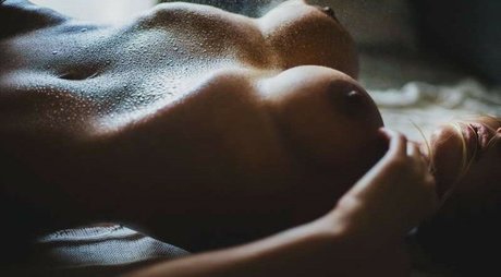 Genny Silvestrini pornostar nackte archiv