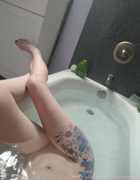 madamedragnir nackt schöne bilder