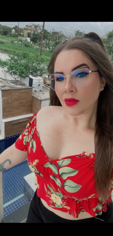 Mayla Souza porno top fotos