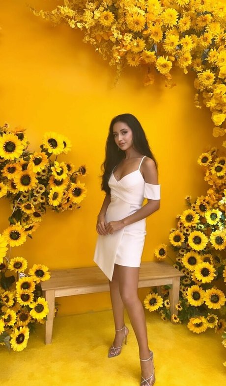 gebundene onlyfans exklusive nacktheit bilder