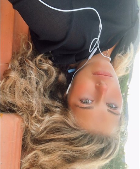 Shabel schauspielerin top fotos