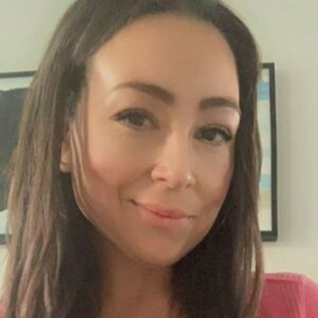 Sundressesandglasses schauspielerin nackt foto