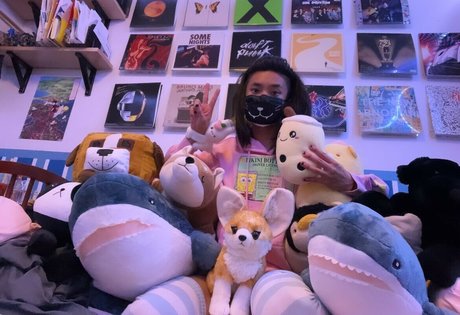 Izza Femboy porno xxx galerie