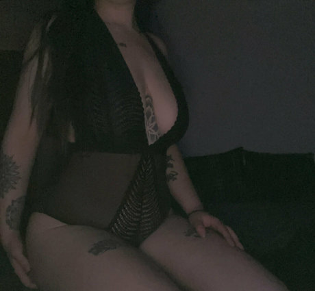 chlo xo98 erotische kunst galerie