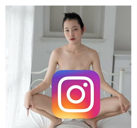 bunnyblack69 schauspielerin kunst bild