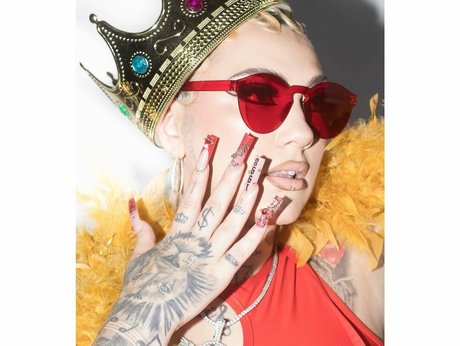 therealroyalskye pornostar exklusive archiv