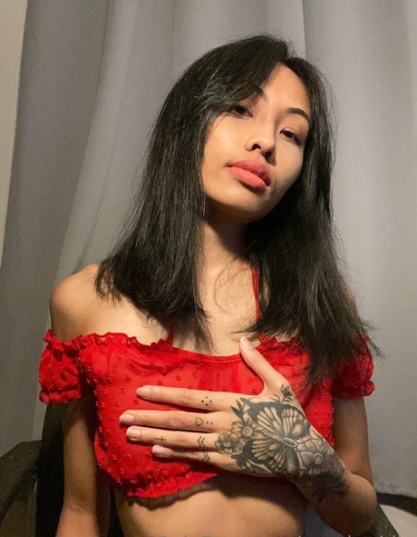 eva baddie xxx pornographische bilder