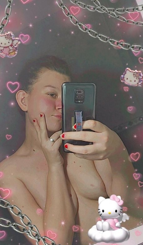 elecktraa model nackt bilder