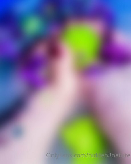 hidden8nature exklusive sexy bild