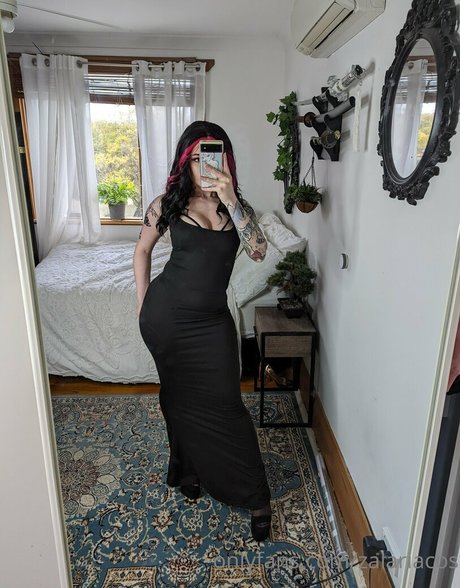 Zalariacos pornostar nackten foto