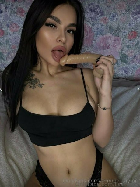 emmaa taylor nette bild