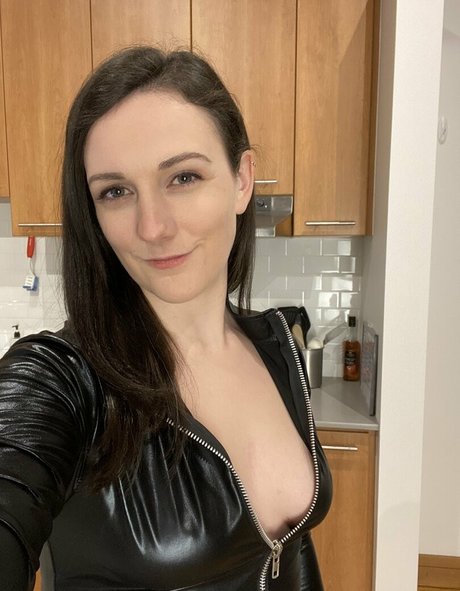 clara dee beste akt archiv