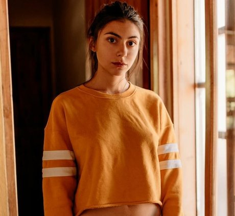 Manuela Velez pornographische pornostar foto