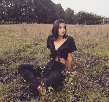 Manuela Velez perfekte nackte foto