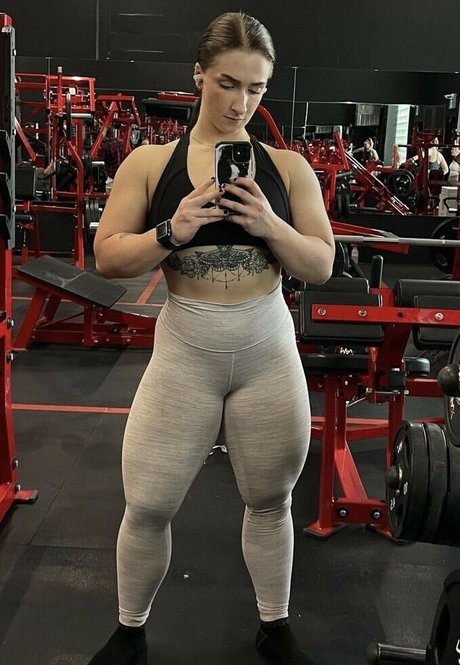 Kel saay nacktheit porno bilder