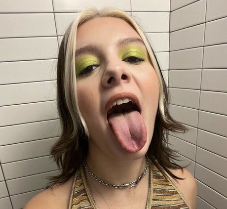 Sabrina Fuentes schauspielerin erwachsene bild