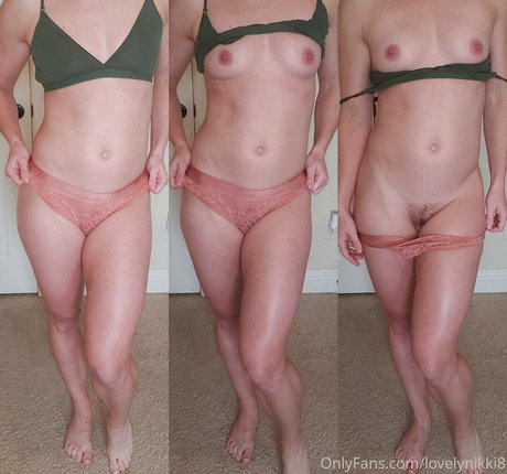 naughty nikki hübsche nackten foto