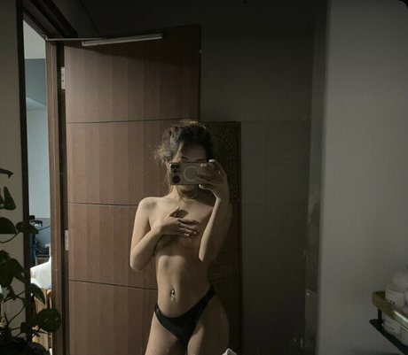 Kelly Kellyinpain schauspielerin kunst archiv