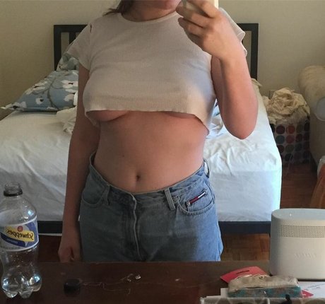 Rachel Sennott Bilder