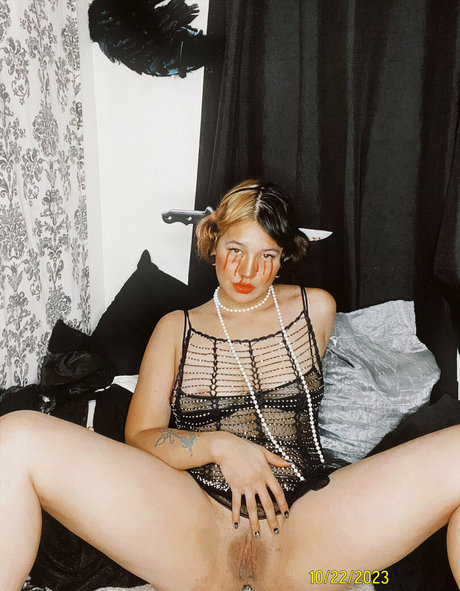 Cupofalexx schauspielerin kunst foto