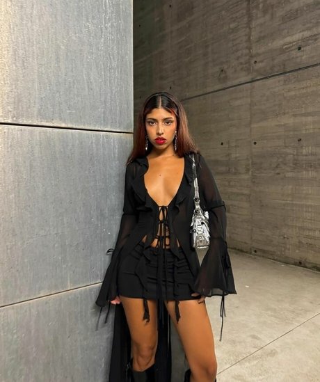 Africa Dalia OT schauspielerin sexy galerie