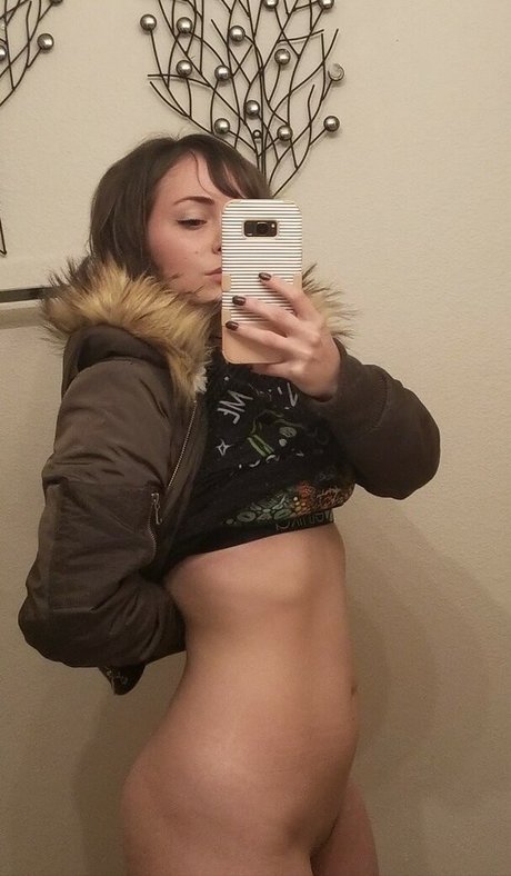 Phaestar hübsche nackt bild