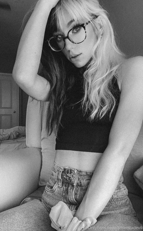 elladevilfree schöne sexy bild