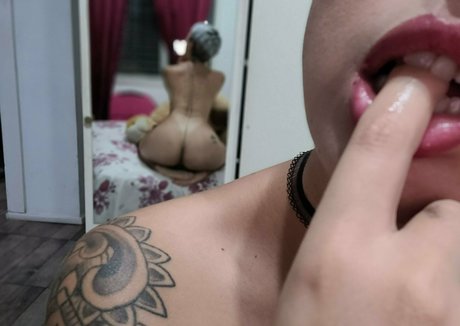 reinadelmorbo erwachsene freie bild