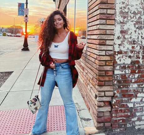 Chloe Alexander nacktheit heiße foto