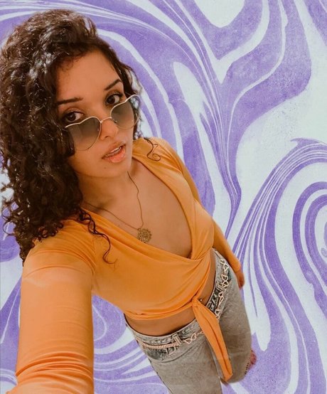 Chloe Alexander nackt porno foto