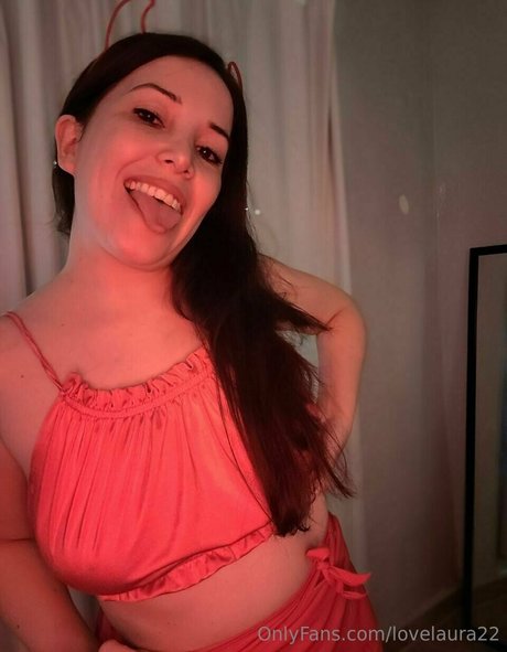 lovelaura22 model pornographische bild