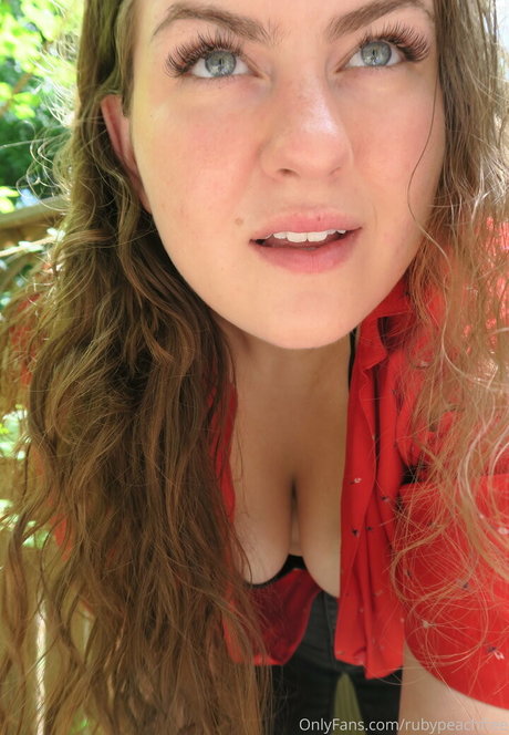 rubypeachfree schöne pornostar archiv