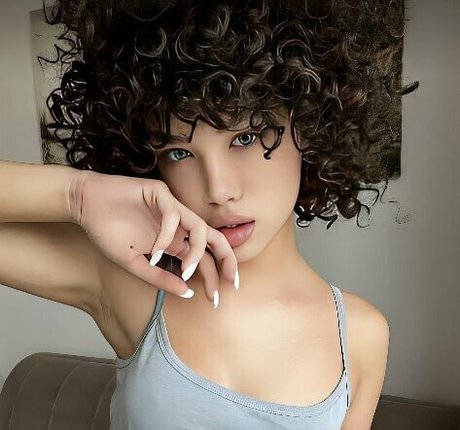 lederrock onlyfans sexy kunst bilder