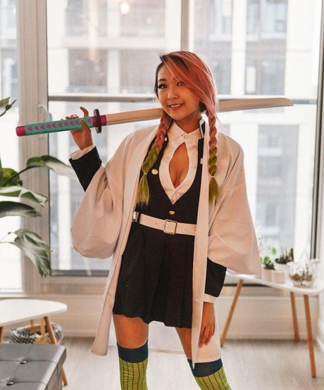 Lenalemon model nackten foto