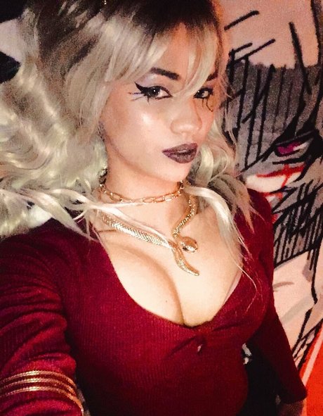 Trickywi pornostar perfekte foto