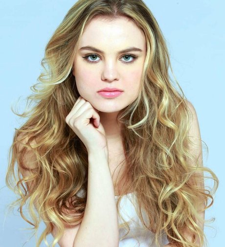 Zandi Holup model sex foto