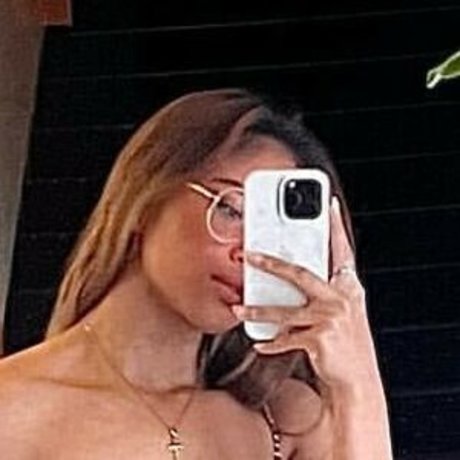 Bianca Bustamante exklusive pornographische fotos