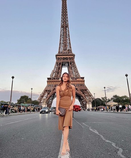 Bianca Bustamante nackt erotische bilder