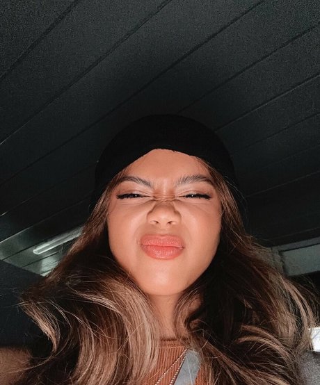 Bianca Bustamante hd heiße bilder