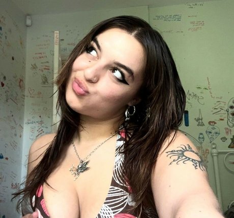 Maddie Adderley hd erwachsene fotos