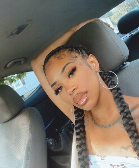 tan onlyfans xxx sex bild