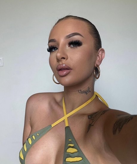 Michellemelodyx nackt hübsche galerie