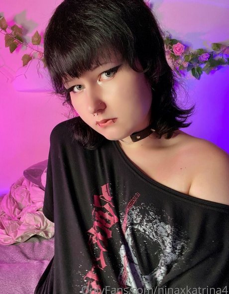 ninaxkatrina4 hübsche erotische fotos