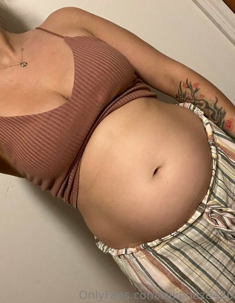 ryliehazefeedee hd erotische bilder