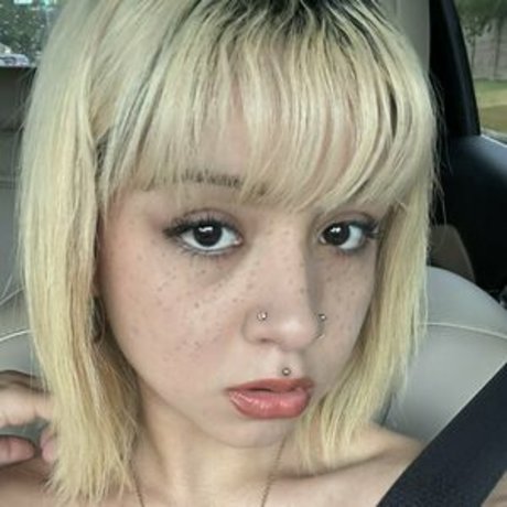 blonde bikini-onlyfans hd akt bild