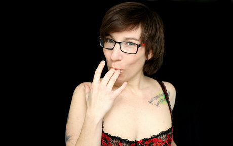 starkandkinky model nackte bilder