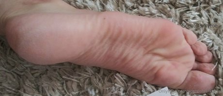 scentofasilkytoe schauspielerin archiv