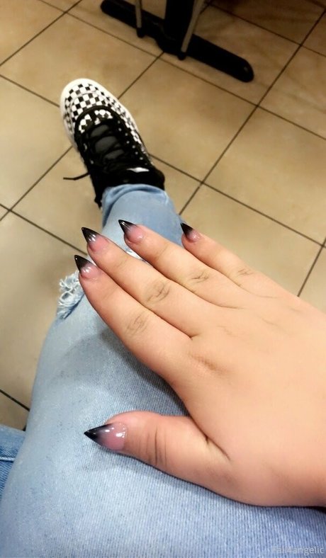 kurvige teen-onlyfans kunst pornografische bild