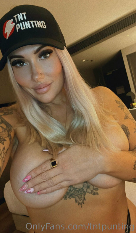 carlyelectriclive model freie archiv